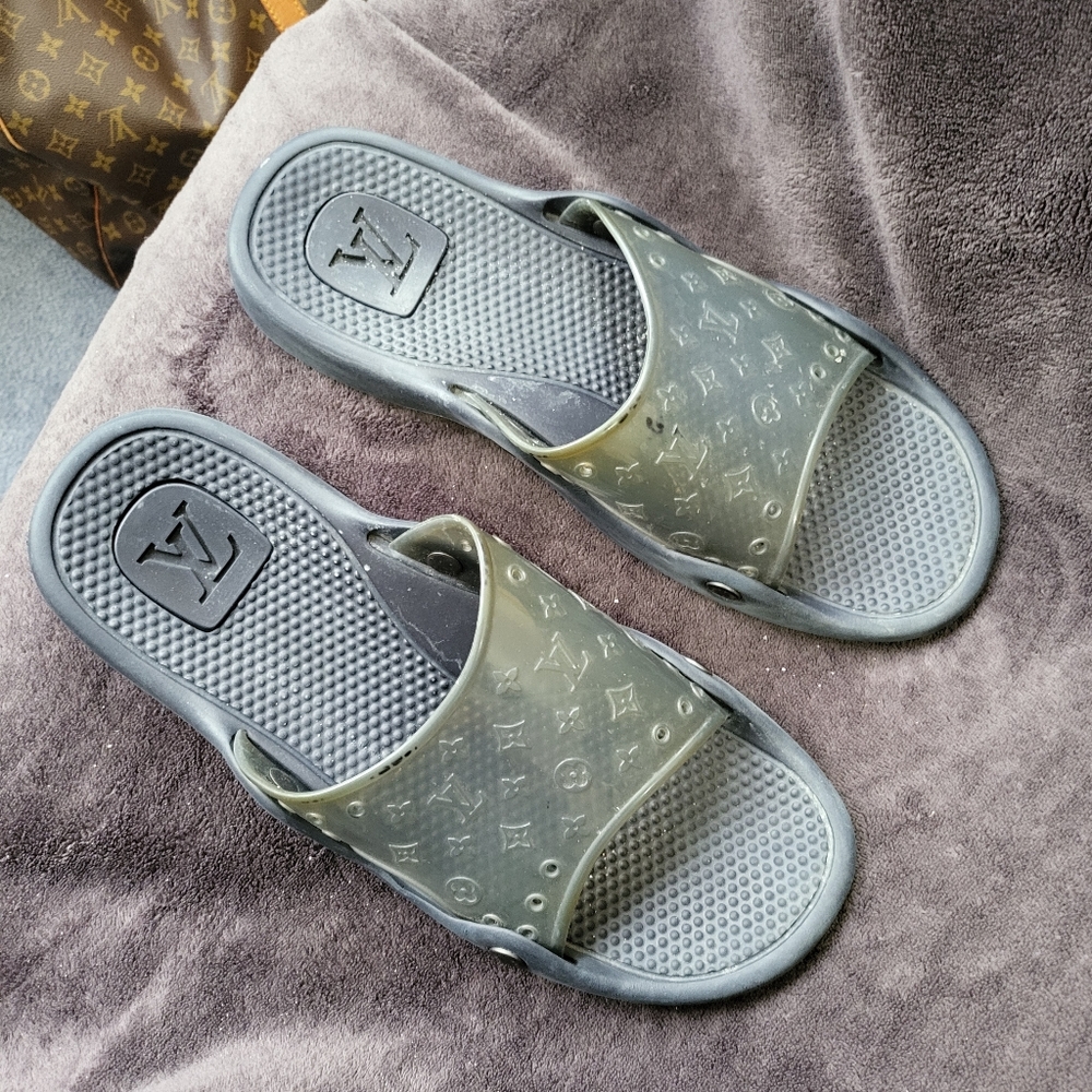Louis Vuitton Spa Beach Mule